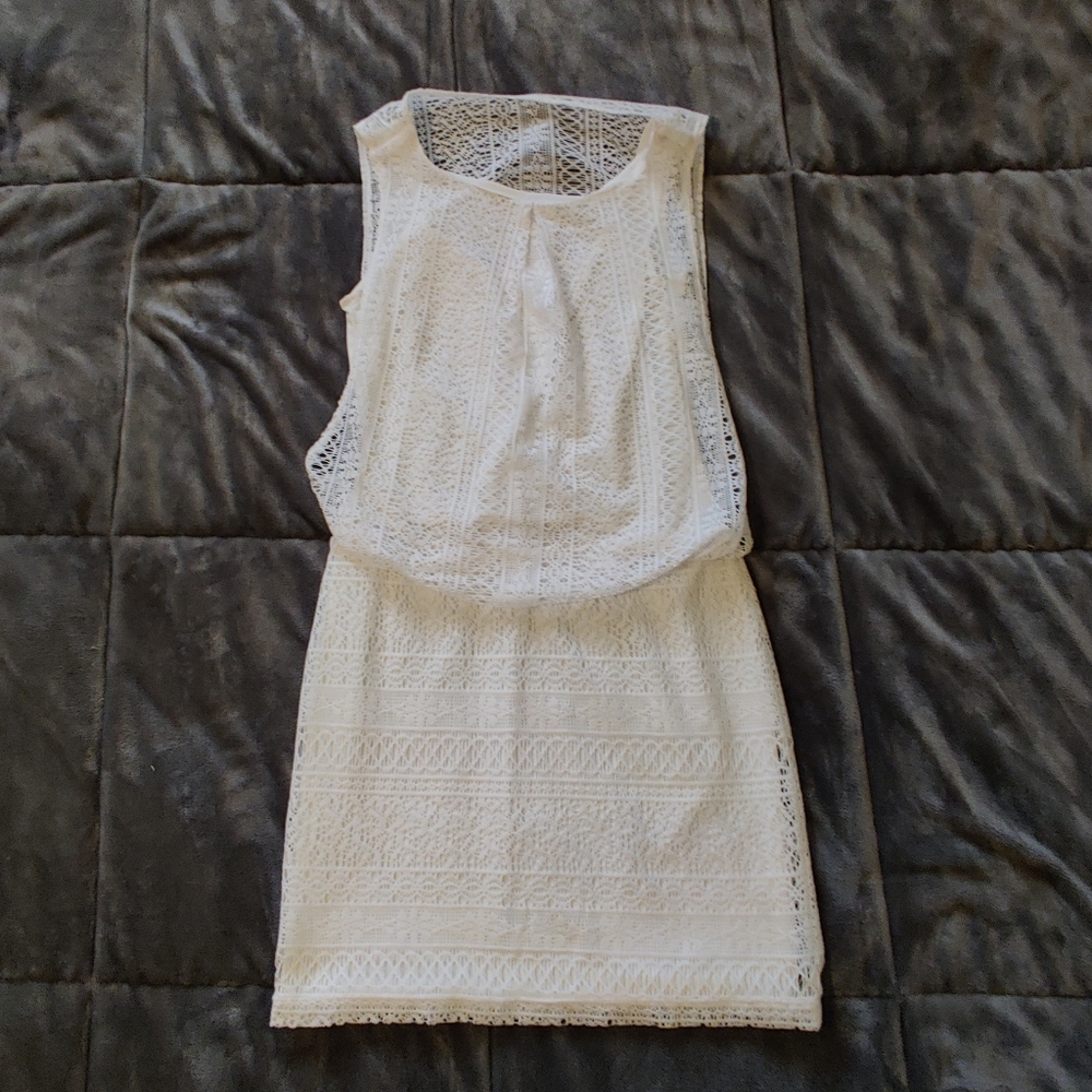 Bisou Bisou white lace dress 2